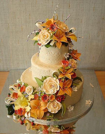 dekoracje nietypowych tortów weselnych - inne niż tradycyjne - 1 32.jpg