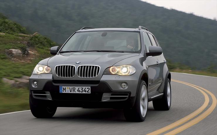 HD BMW X5 1920x1200 - TAPETY HD 00 BMW X5 617.jpg