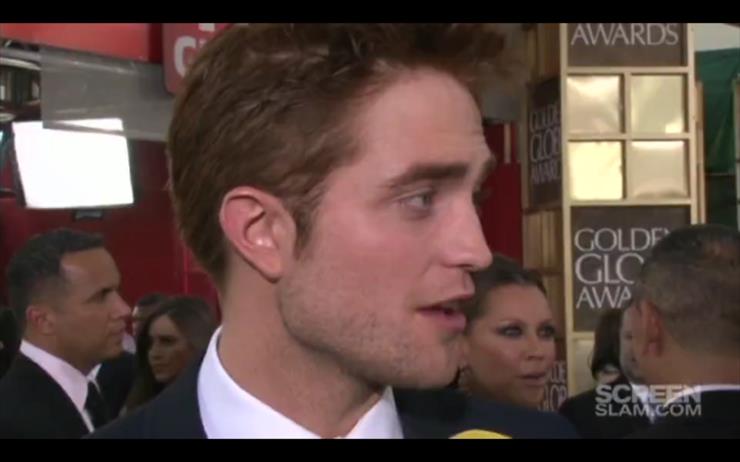 Golden Globes 2011 - Robert-Pattinson-gg.png