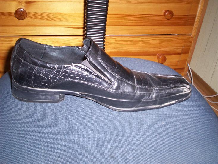 adamowicz - M.A.S. - Black Shoes D.jpg