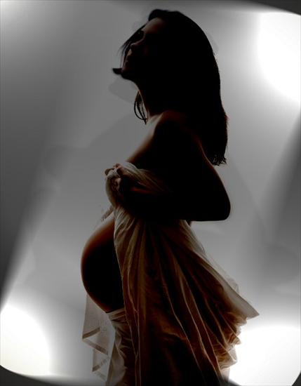 Bella i Edward - Pregnant_Bella_Breaking_Dawn_by_HornedSnortcack.jpg