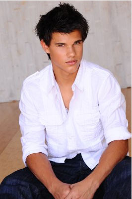  Taylor Lautner  -  Jackob Balck  - Jacob.jpg