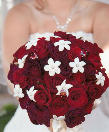 KWIATY - Roses-Stephanotis-bouquet_.jpg