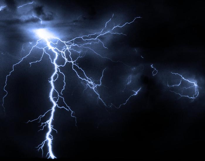 Gothic - Lightning_by_Stock_by_Kai.jpg