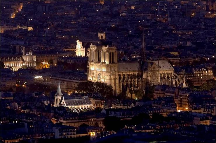  miasta w nocy - Paryz.jpg