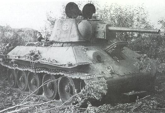 TAPETY CZOŁGI - Czołg średni T-34 76 fot. 14.jpg