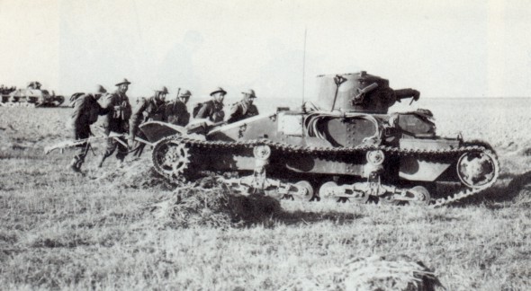 TAPETY CZOŁGI - Czołg wsparcia piechoty A11 Matilda I Mark I fot. 2.jpg