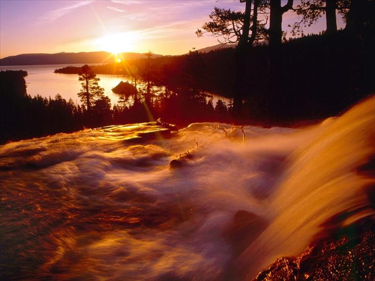 krajobrazy - Eagle Creek and Emerald Bay at Sunrise, Lake Tahoe, Californ.jpg