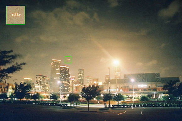 TAJEMNICE UFO - July 14, 2004  -  Houston, TX, USA.jpg