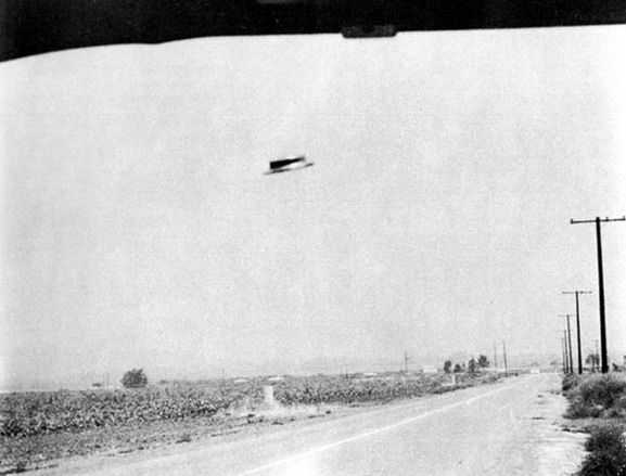 TAJEMNICE UFO - August 3, 1965  -  Santa Ana, California, USA.jpg