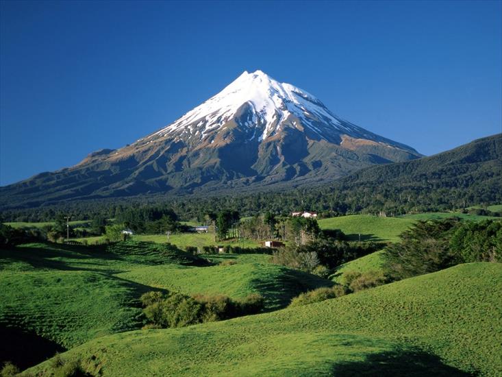 góry - Mount Taranaki.jpg
