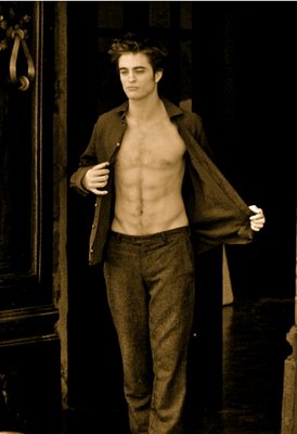 Edward Cullen - shirtless rob NM.jpg