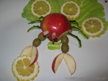 Dekoracje z warzyw i owoców - krab-gotowa-dekoracja.jpg