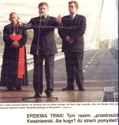 PZPRowiec Kwaśniewski - Aleksander Kwaśniewski - Stoltzman parodiuje papieża , 2000 r.jpg