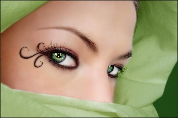 oczy - Green_eyes_by_Soumiita.jpg