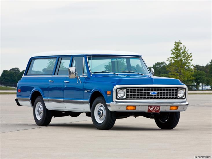 Classic Auto Images - Chevrolet C20 Suburban 1972.jpg