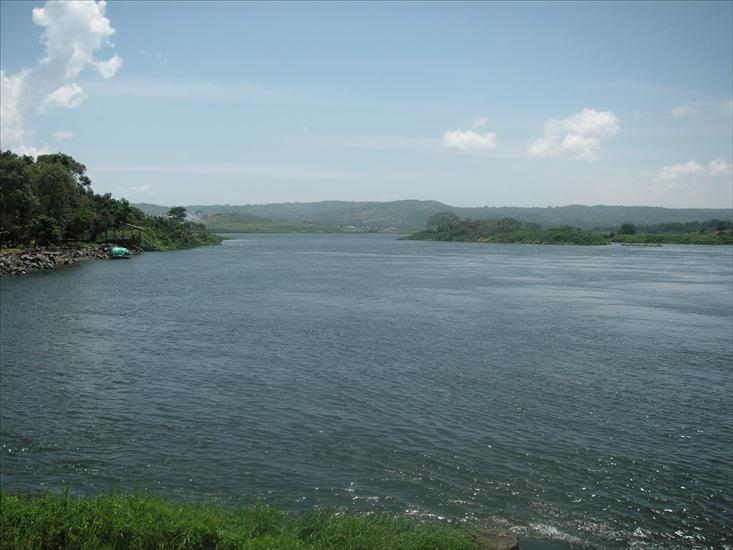 Uganda - Source_of_the_Nile_in_Jinja_of_Victoria_Lake.JPG
