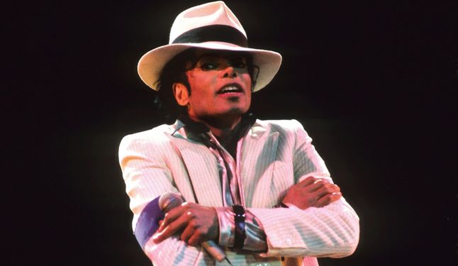Michael Jackson - 4q83ori5bb6q86.jpg