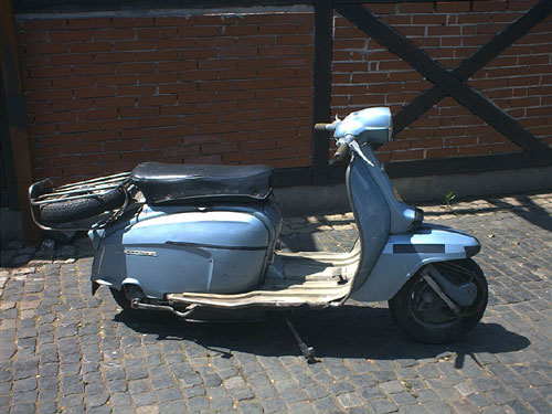 MOTORY, MOTOCYKLE, MOTOROWERY - Lambretta TV 175.jpeg